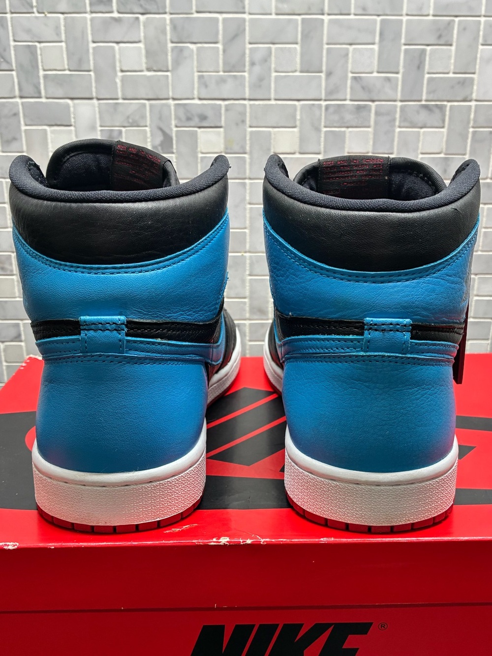 Air Jordan 1 High OG UNC to Chicago Women’s Size 10 CD0461-046 - Picture 4 of 11